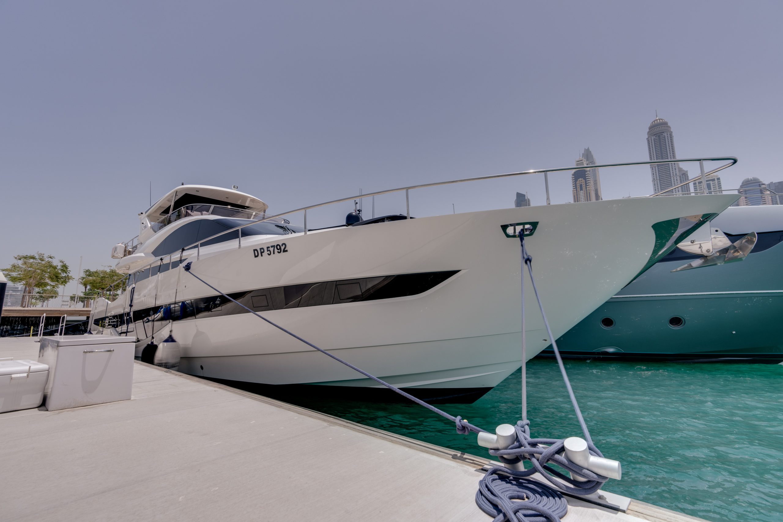 book dubai yachts galleon78ft 1